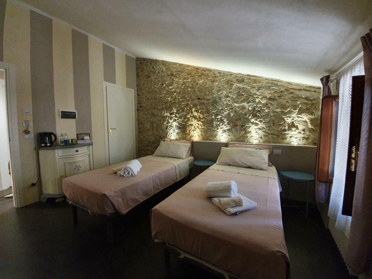Lo Scarabeo Bed & Breakfast Casale di Pari Luaran gambar